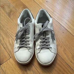 White and Gray Low-Top Sneakers with Star Logo